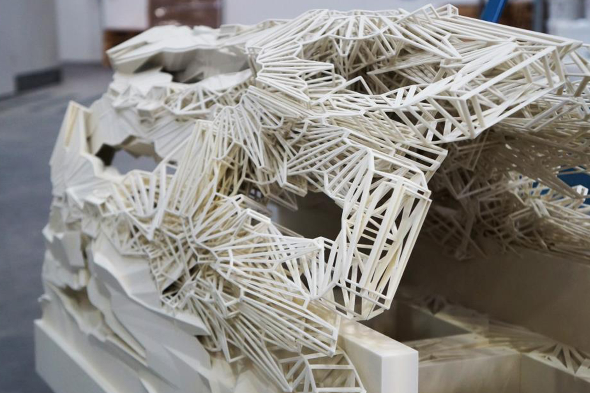 来自voxeljet 3D打印机的艺术雕像